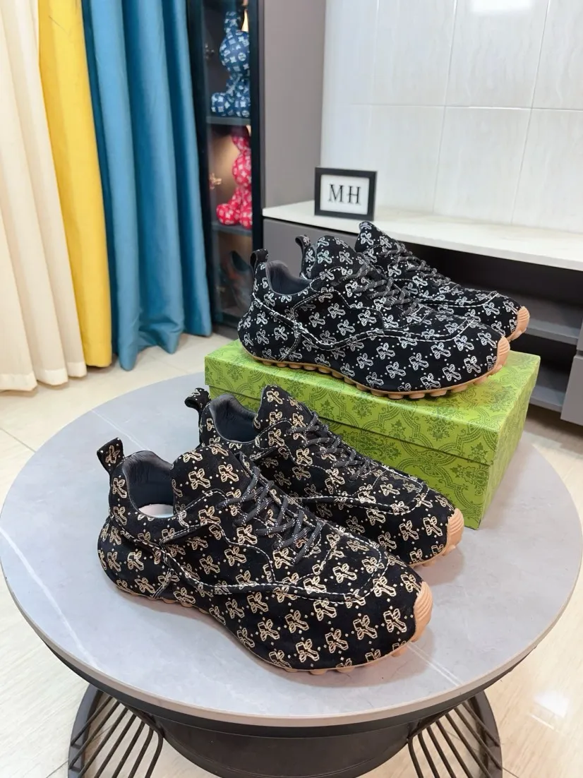 Men's shoes 💰560🌹🌹【GUCCI】pop-top casual sneakers with daddy outsole, breathable and comfortable, easy to walk, a versatile style for trendy men, upper with cowhide edged outsole design➕genuine leather lining➕Gucci's popular original outsole, sports and running style, super comfortable. Code number 38-44